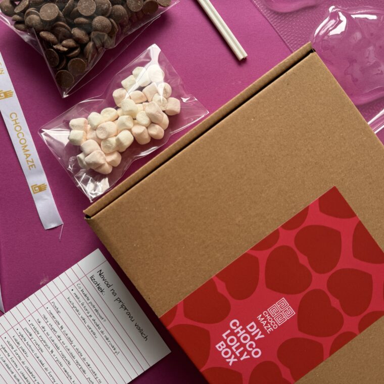 Valentínsky DIY box – výroba čokoládových lízatiek v tvare pusy